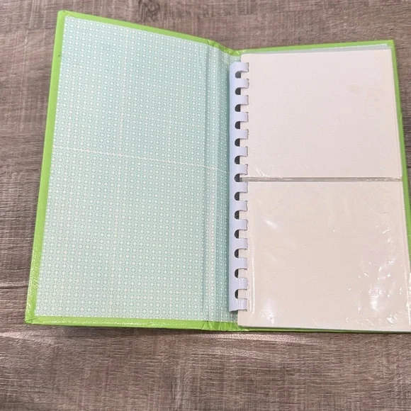 Vintage Green Photo Album with Blue Hat Illustration - Picture 3 of 5